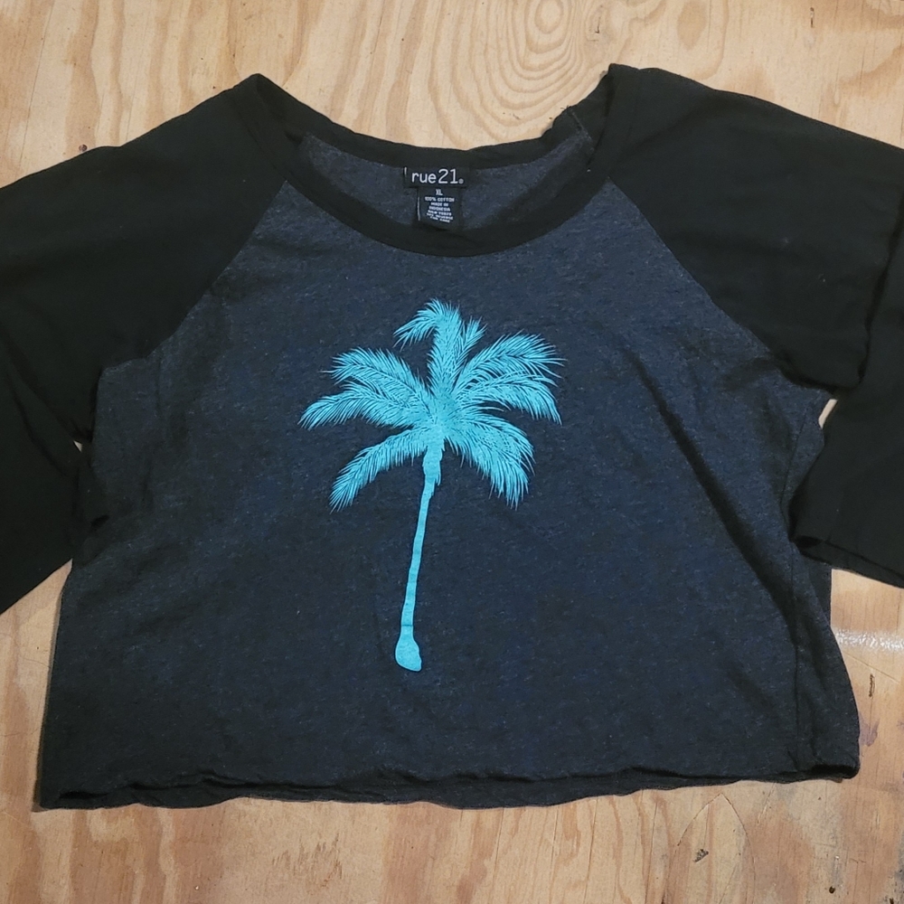 RUE21 Crop Top